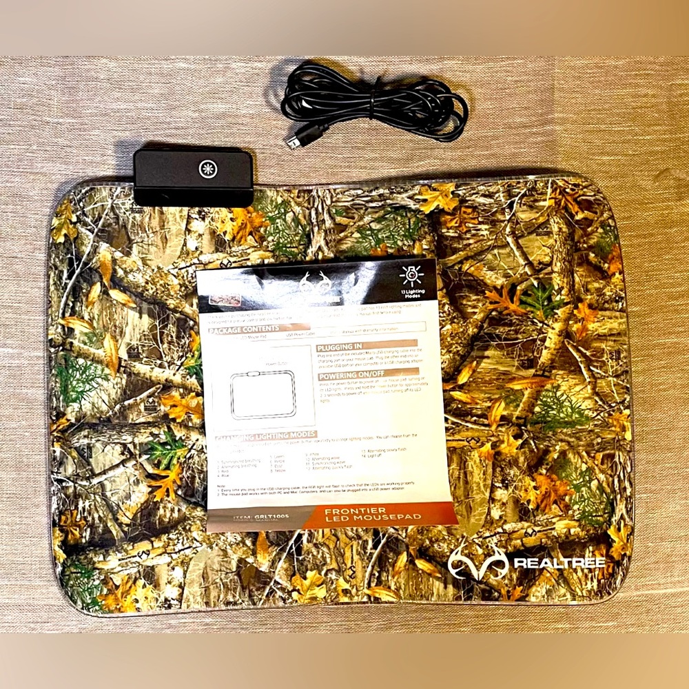 REALTREE Frontier LED Mousepad with a Camo Design NIP - Picture 2 of 5